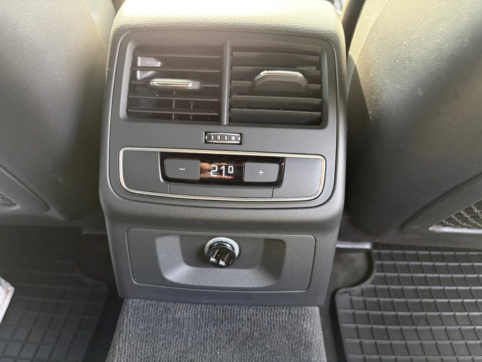 Audi S5 3.0TFSI Bang oufsen digital, снимка 12 - Автомобили и джипове - 53759904