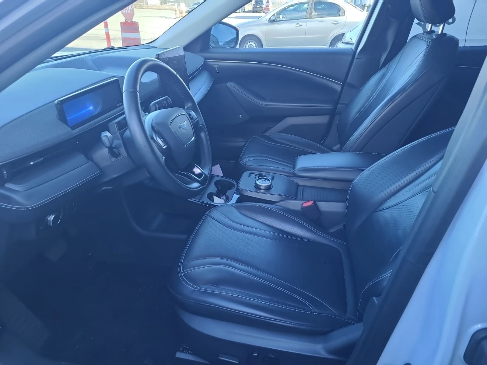 Ford Mustang Mach-E PREMIUM, снимка 5 - Автомобили и джипове - 53761100