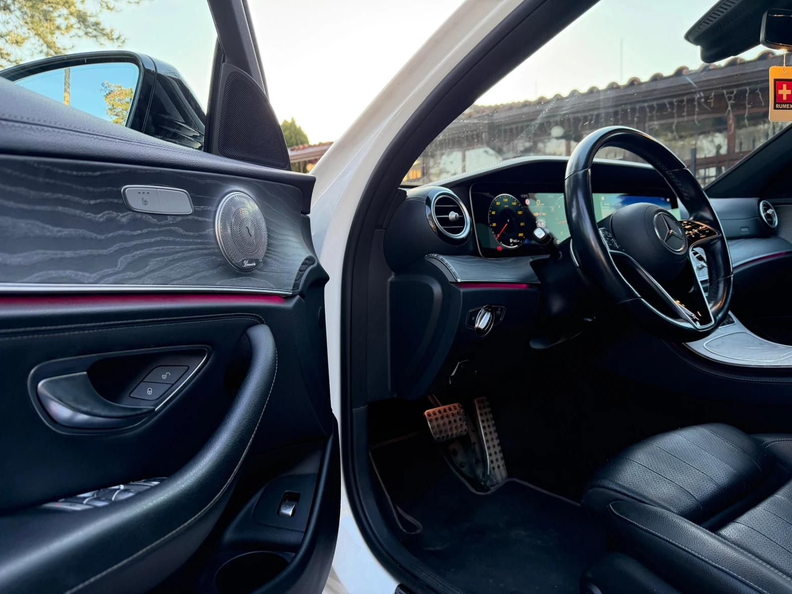 Mercedes-Benz E 220 All Tarrian УНИКАТ!!!, снимка 9 - Автомобили и джипове - 54056412