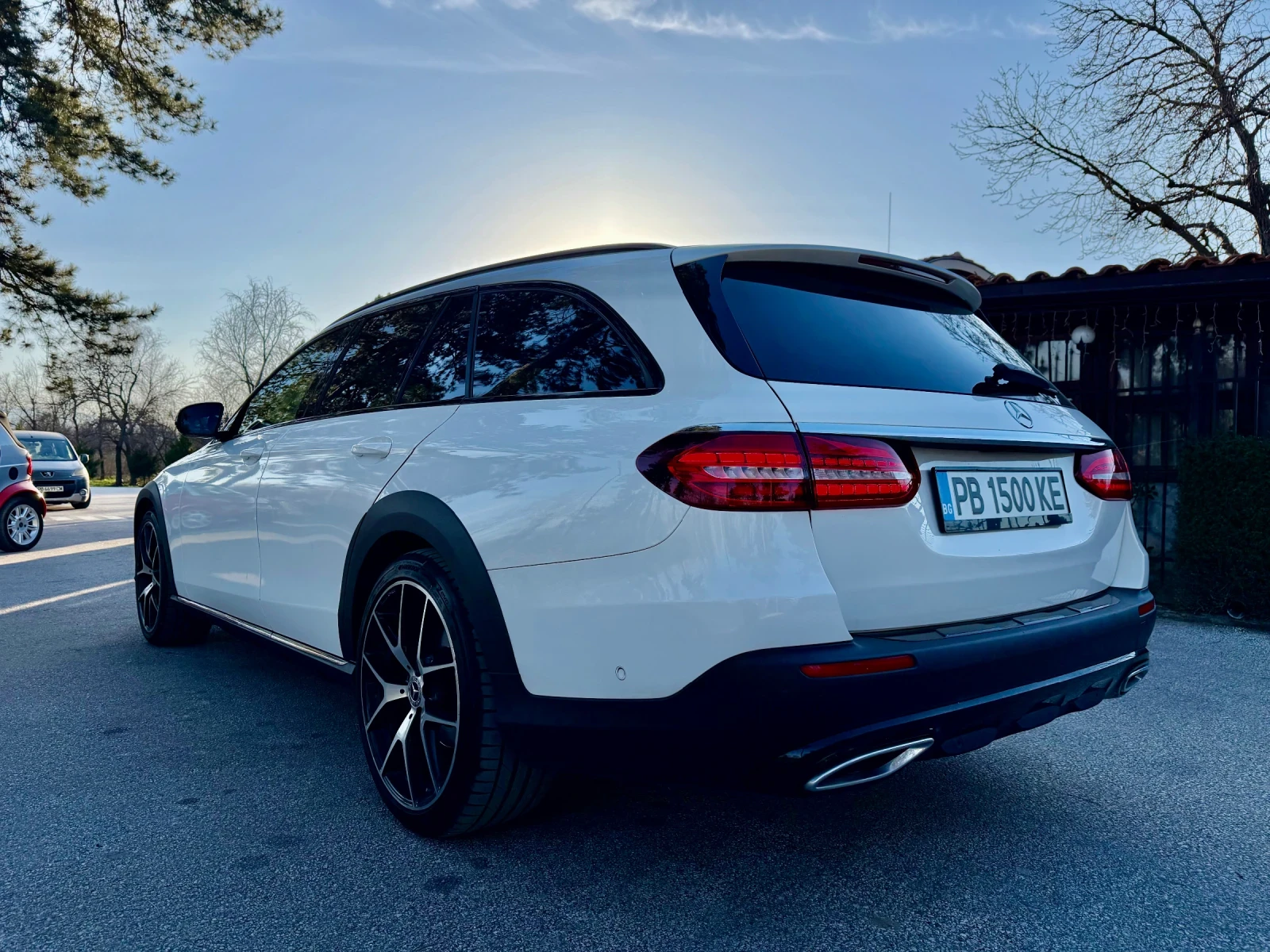 Mercedes-Benz E 220 All Tarrian УНИКАТ!!!, снимка 3 - Автомобили и джипове - 54056412