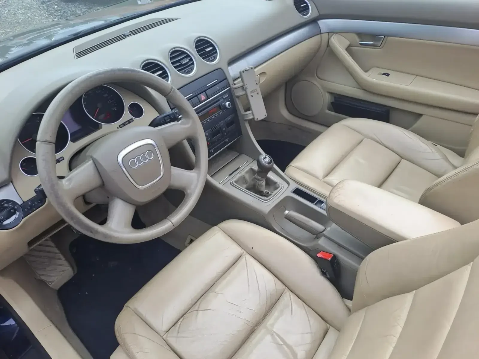 Audi A4 2.0TDI 140K.C., снимка 6 - Автомобили и джипове - 54078426