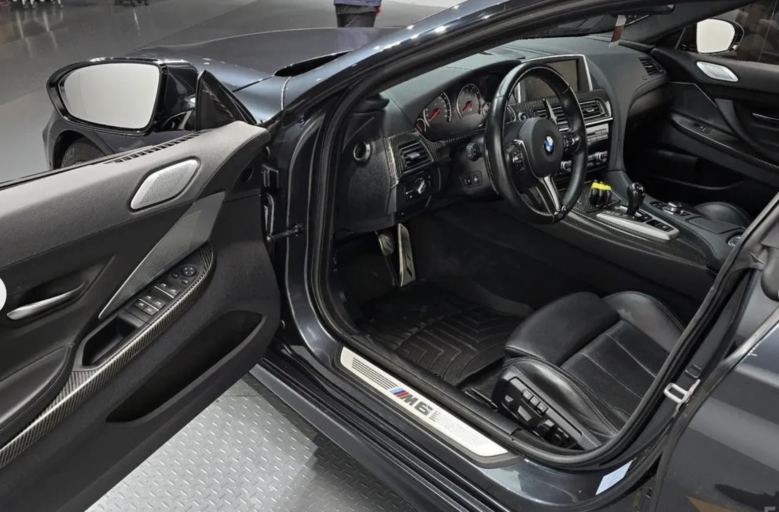 BMW M6 GRAN COUPE* КОЖА* ПОДГРЕВ* ОБДУХВАНЕ* HUD* НАВИ* 3, снимка 10 - Автомобили и джипове - 54197094