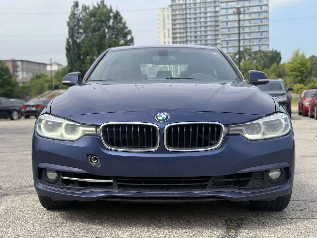 BMW 330 * xDrive * CARFAX * ���� �� �� | Mobile.bg � ����������� 3