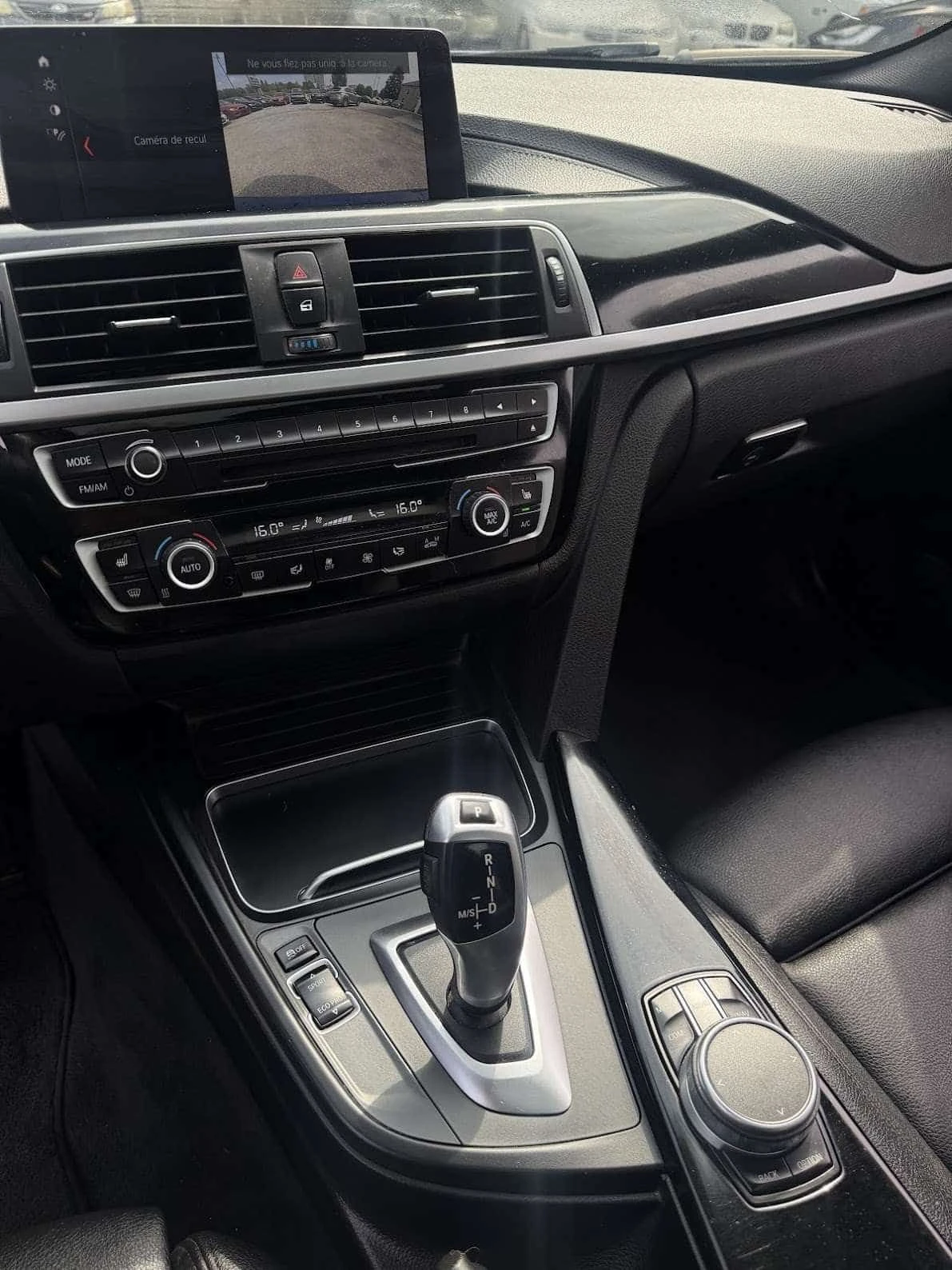 BMW 330 * xDrive * CARFAX * ���� �� �� | Mobile.bg � ����������� 14