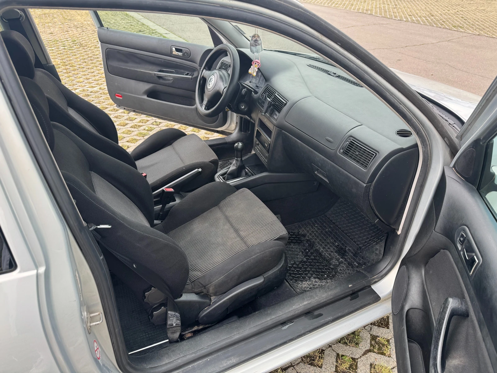 VW Golf, снимка 8 - Автомобили и джипове - 54804600