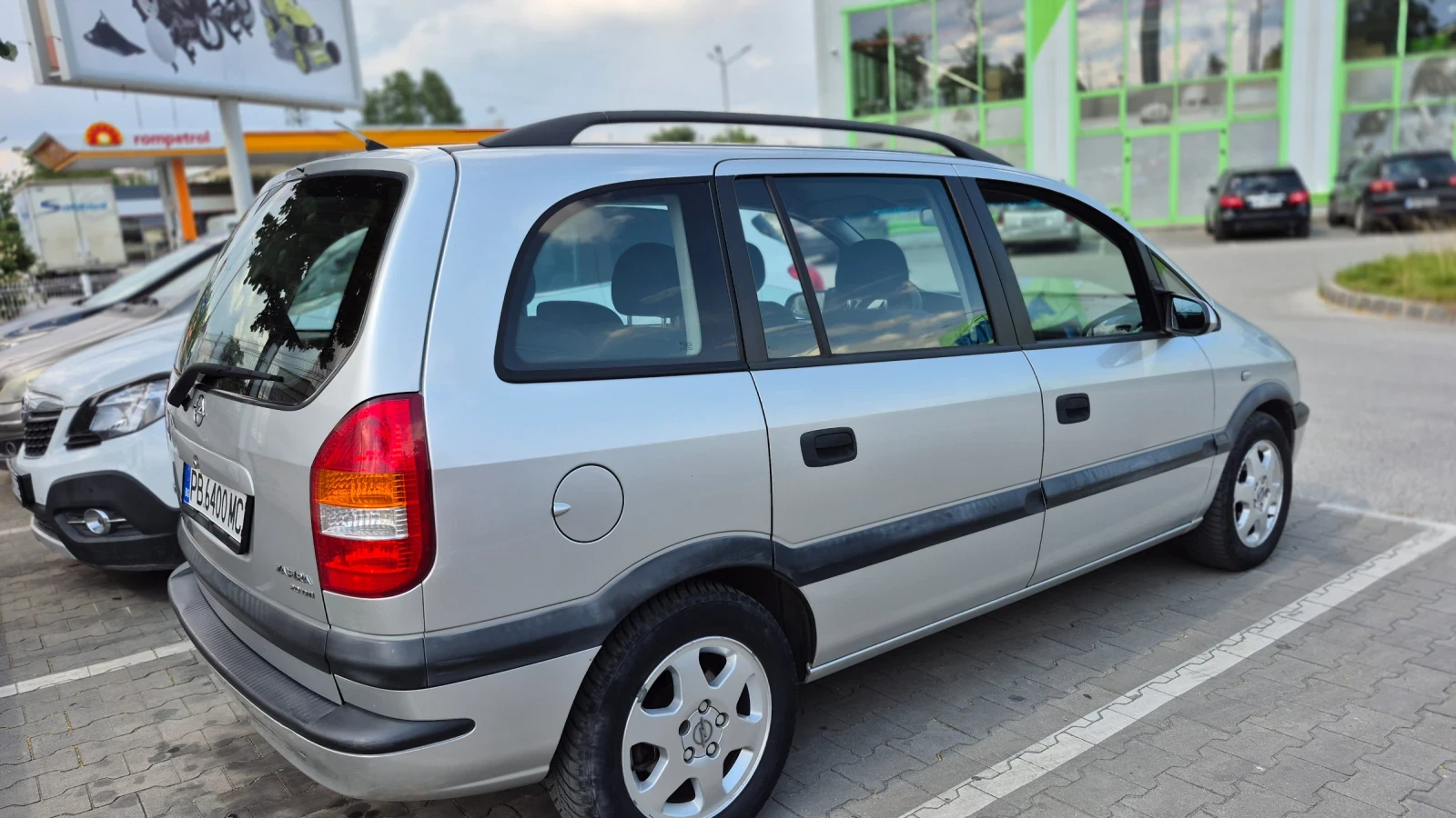 Opel Zafira 2.0 DTI/101 Клима///* * * , снимка 3 - Автомобили и джипове - 54940752