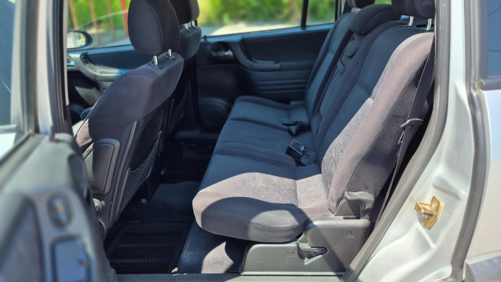 Opel Zafira 2.0 DTI/101 �����///* * *  | Mobile.bg � ����������� 11