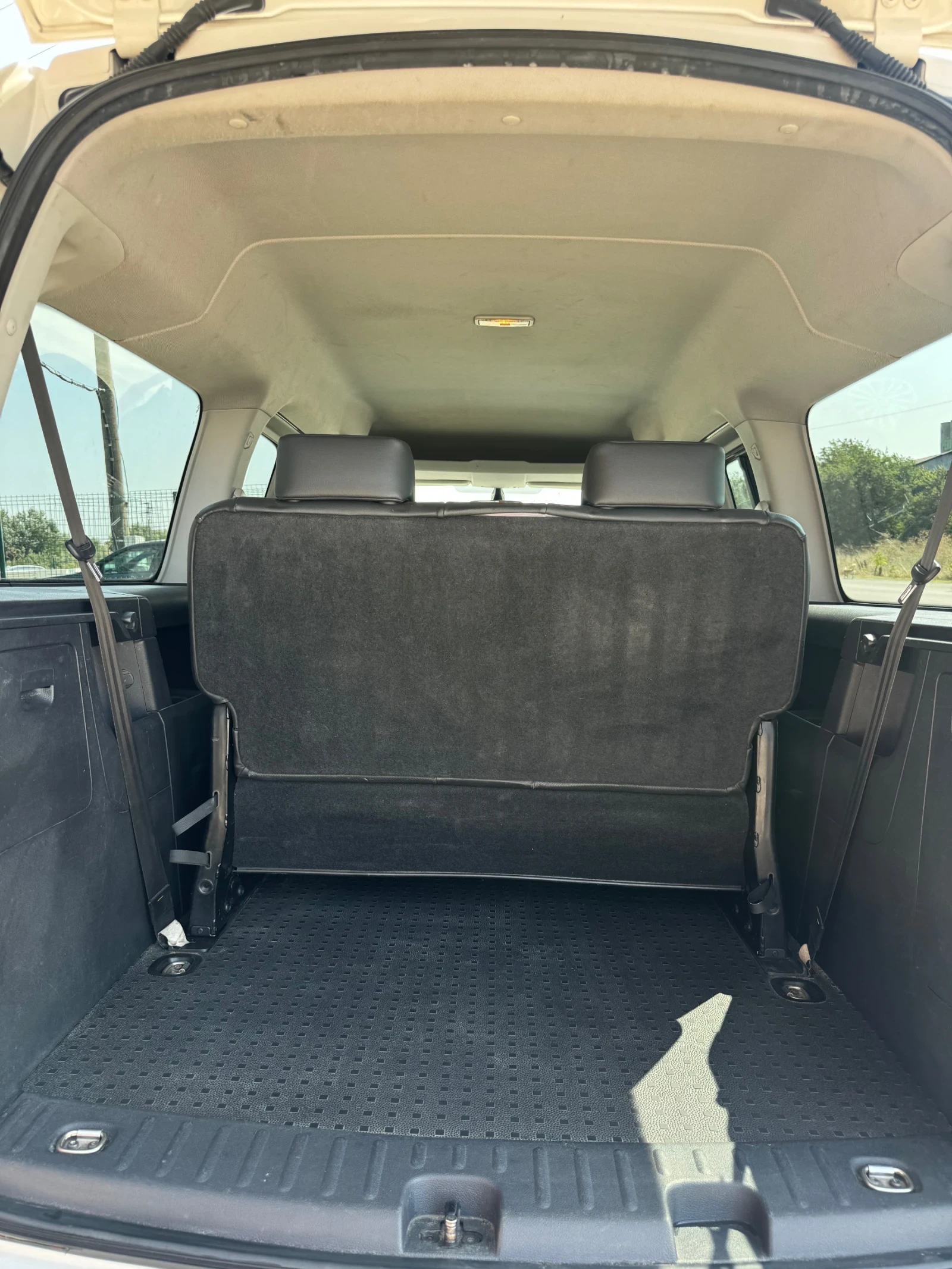VW Caddy 2.0 TDI MAXI, снимка 15 - Автомобили и джипове - 55390150