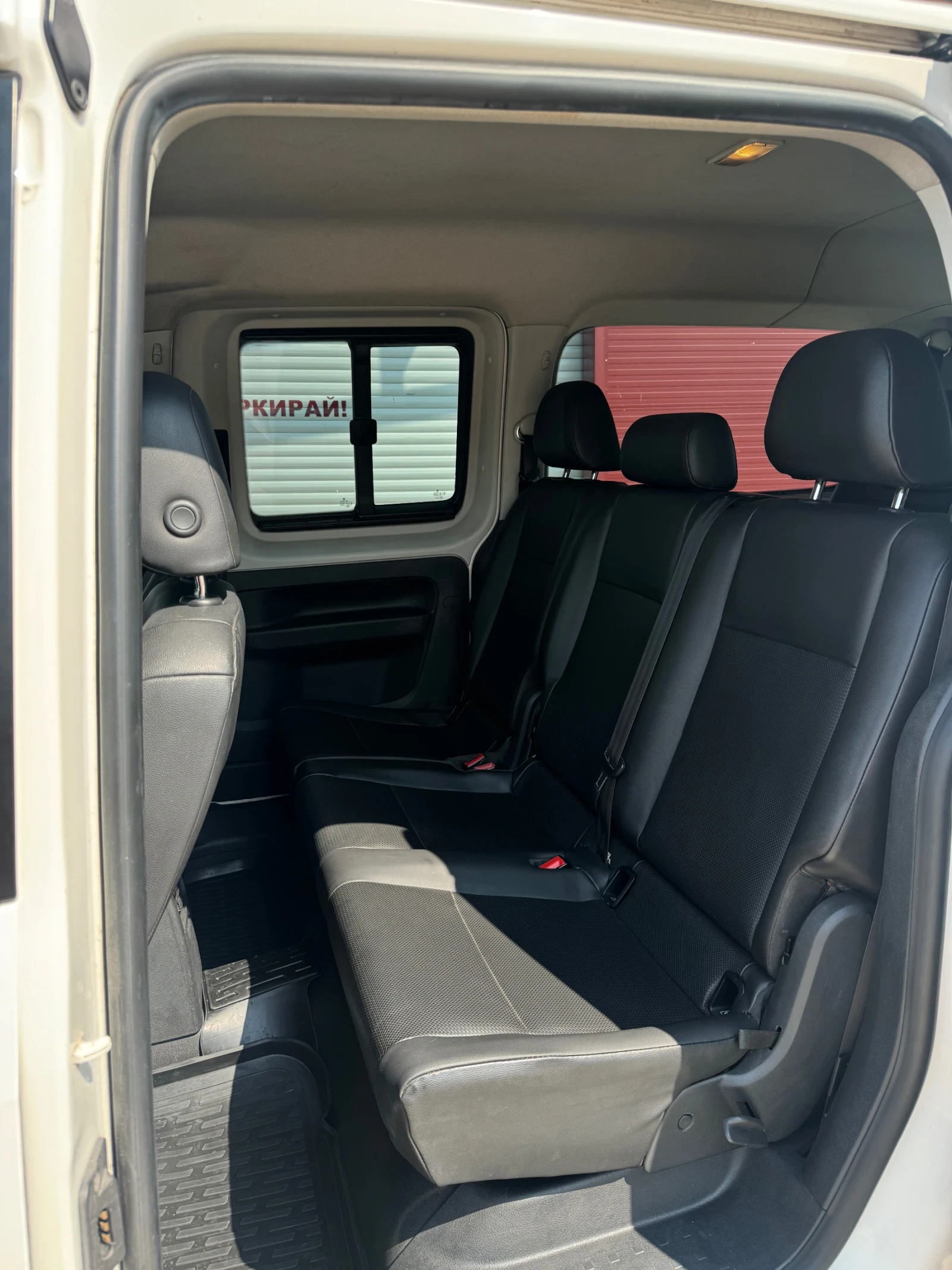 VW Caddy 2.0 TDI MAXI, снимка 10 - Автомобили и джипове - 55390150