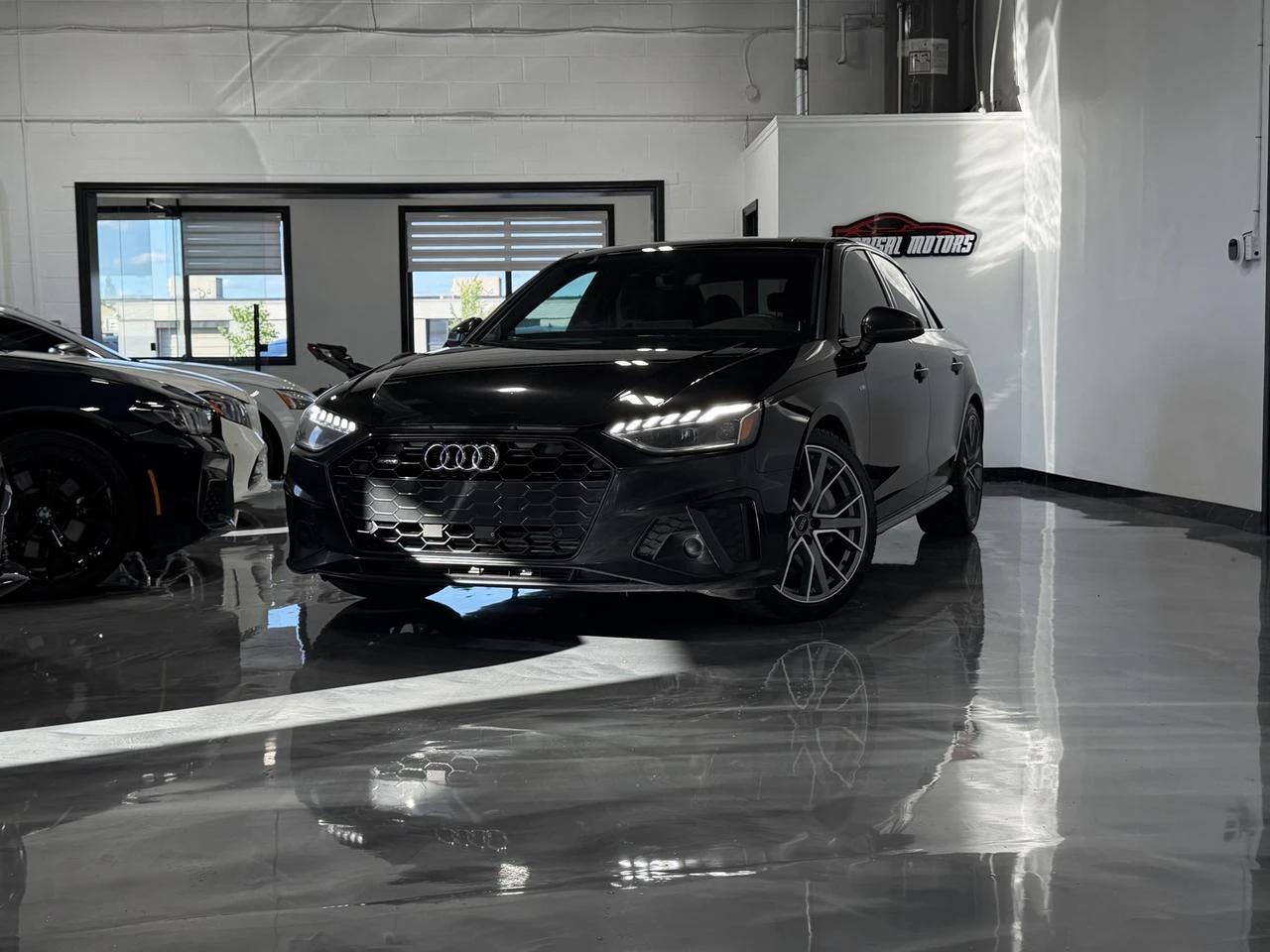 Audi A4 45 TFSI QUATTRO / S-LINE / MATRIX / BLACK OPTICS