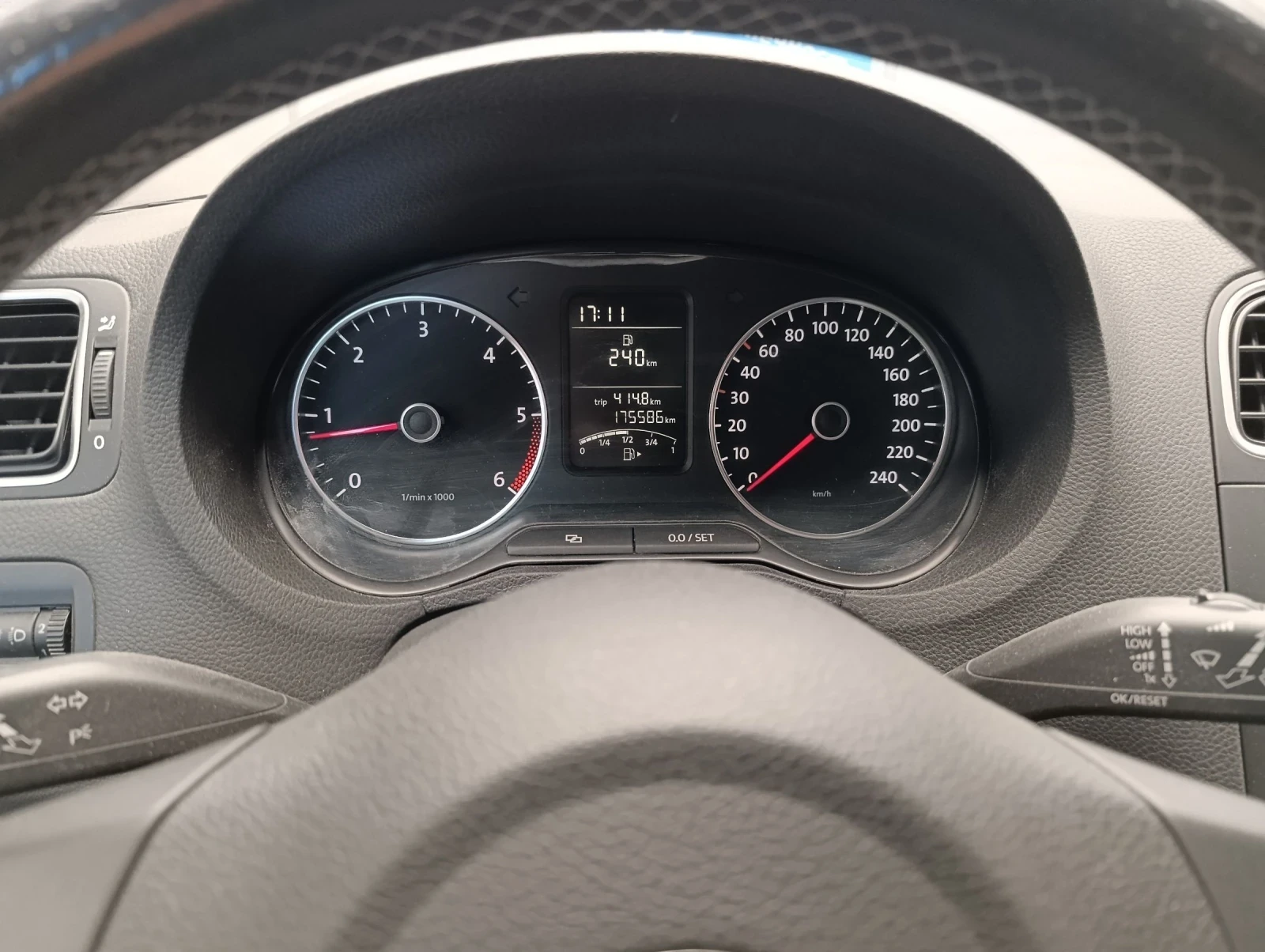 VW Polo 1.6TDI 90hp, снимка 4 - Автомобили и джипове - 55432991