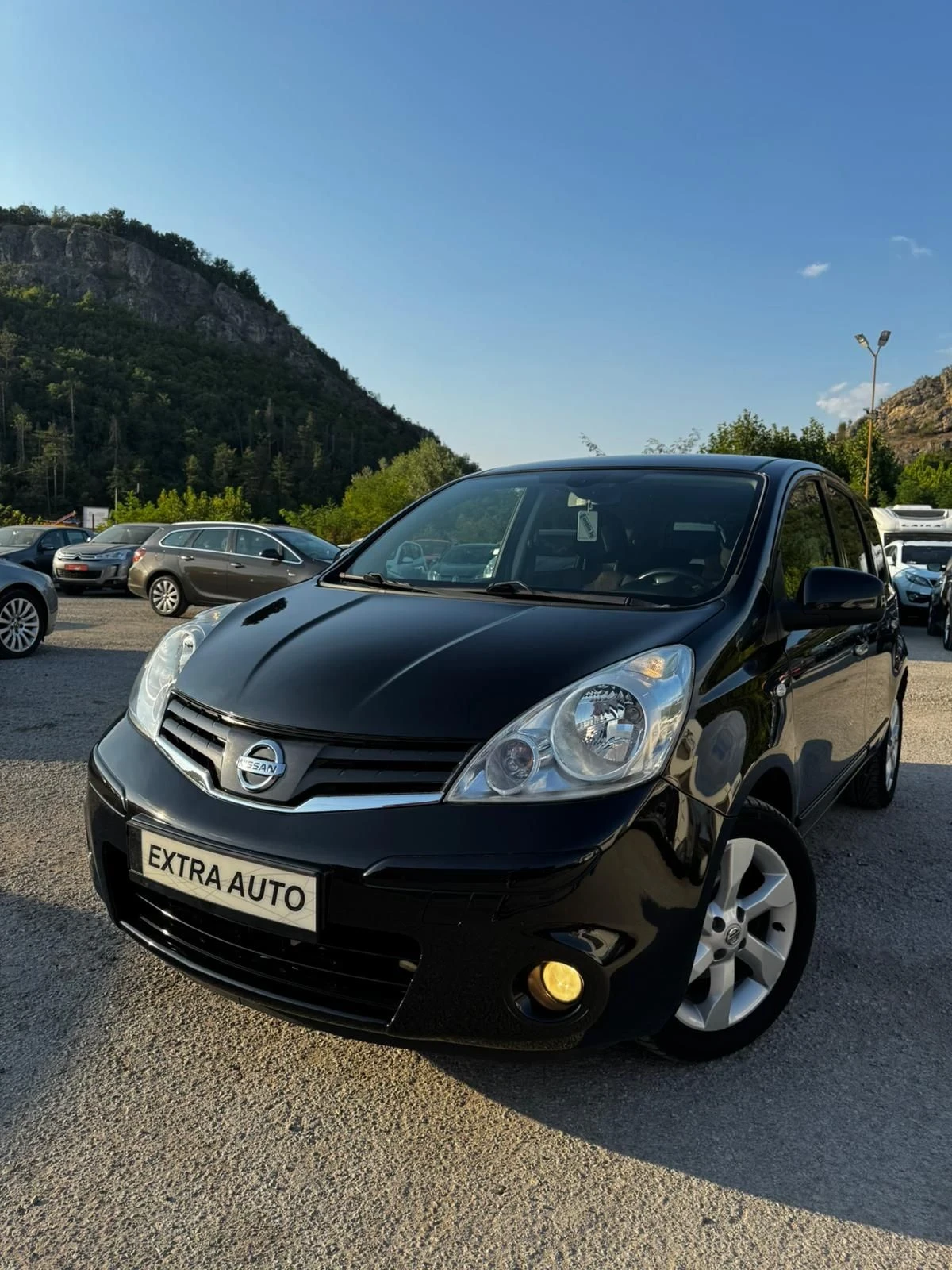 Nissan Note 1.5dCi, FACELIFT, АВТОПИЛОТ, КЛИМАТРОНИК , снимка 17 - Автомобили и джипове - 55996549