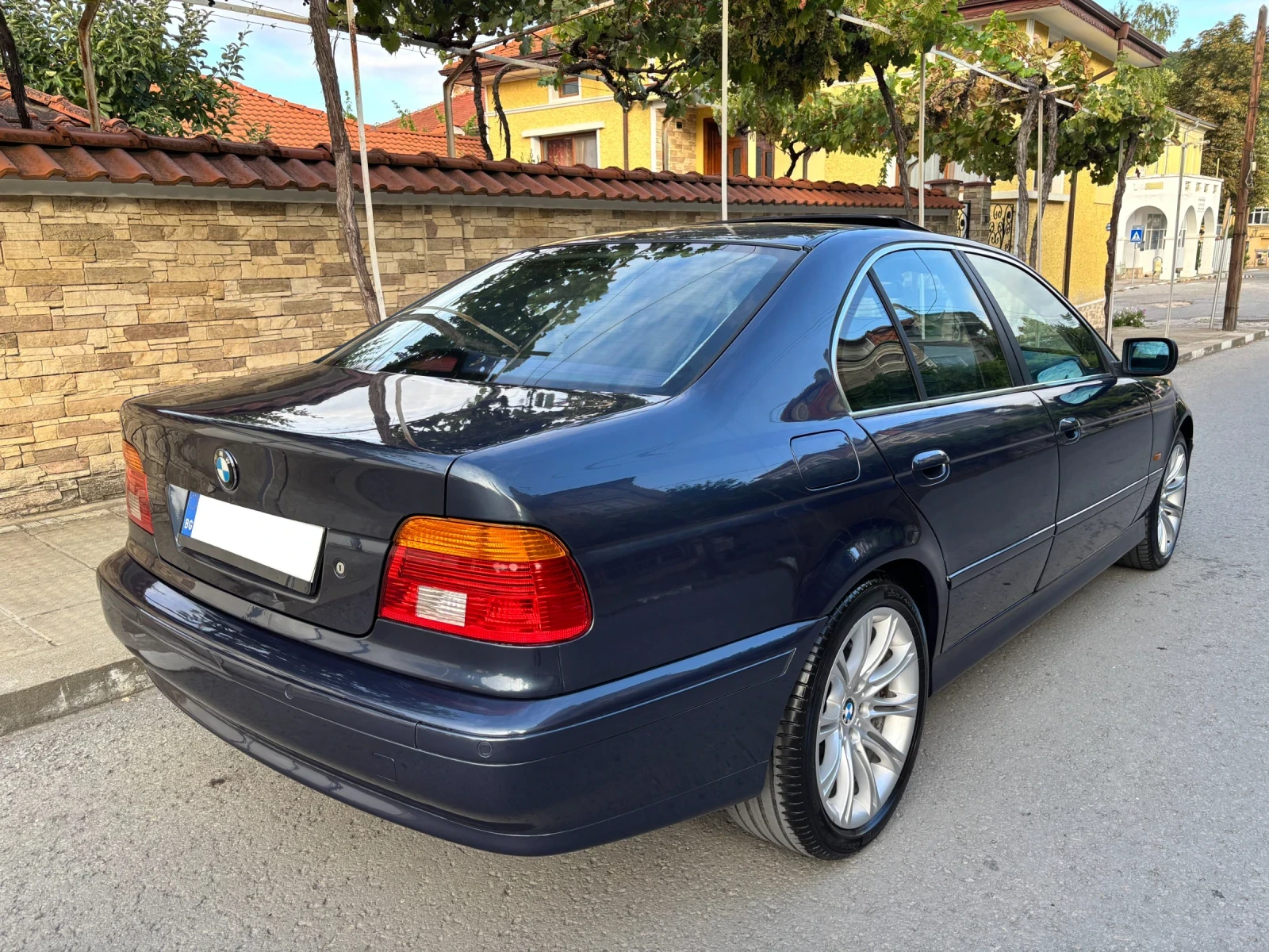 BMW 520 2.2I LPG PDC Xenon , снимка 3 - Автомобили и джипове - 56064221