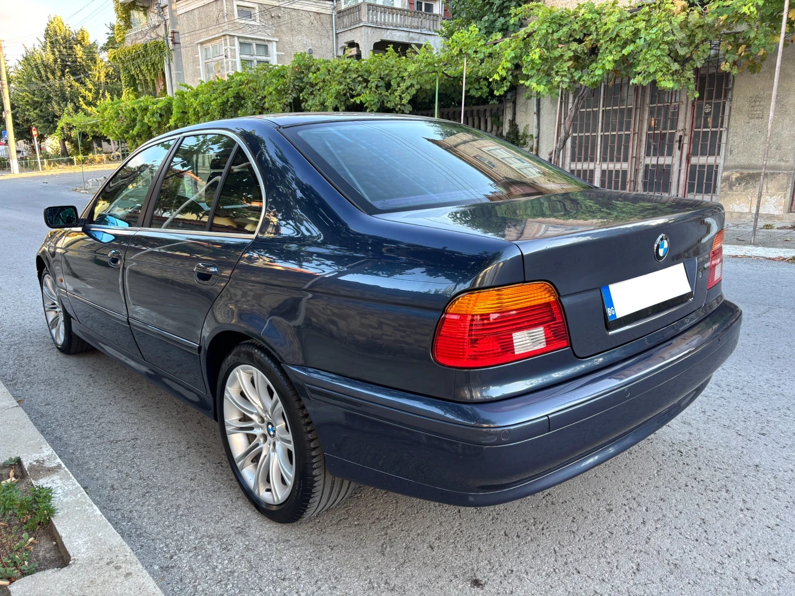 BMW 520 2.2I LPG PDC Xenon , снимка 4 - Автомобили и джипове - 56064221