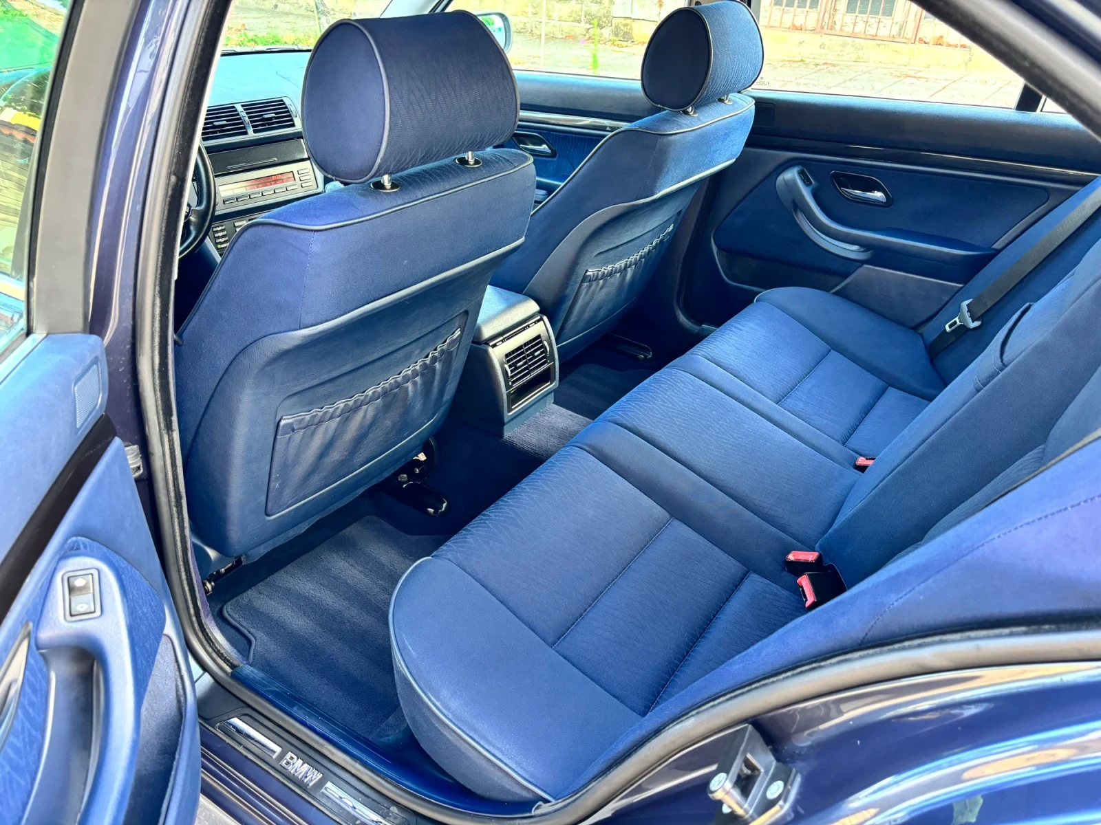 BMW 520 2.2I LPG PDC Xenon , снимка 10 - Автомобили и джипове - 56064221