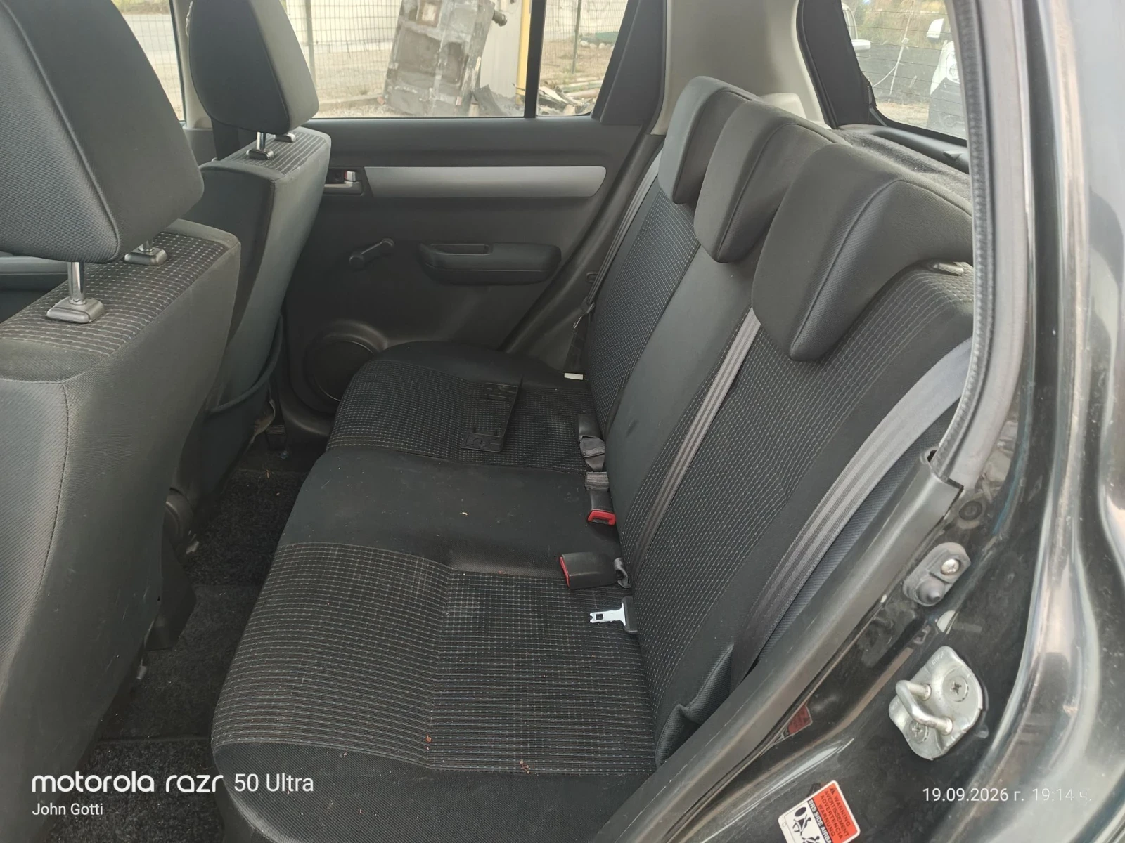 Suzuki Swift 1.3DDS Klimatik 2007. Evro 4 , снимка 13 - Автомобили и джипове - 56149356