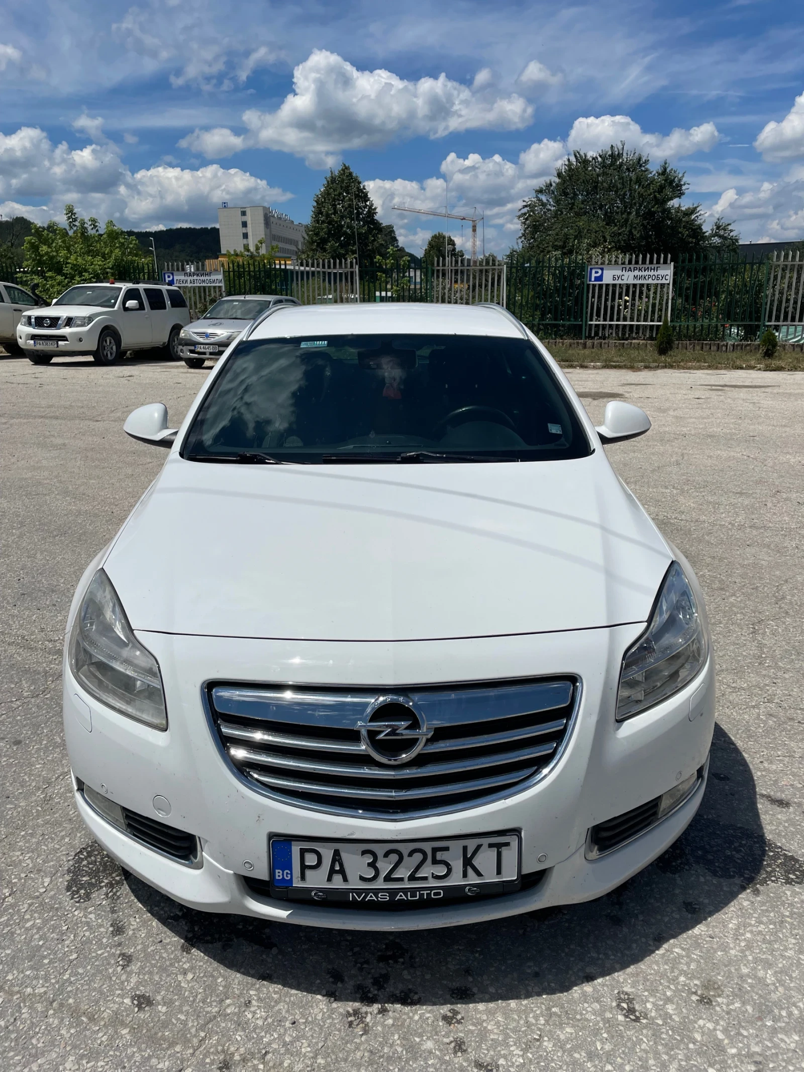 Opel Insignia, снимка 6 - Автомобили и джипове - 56272192