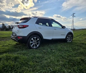Kia Stonic  TOP 120kc.T- GDI HOBA - NAVI- CARPLAY-WAZE, снимка 2