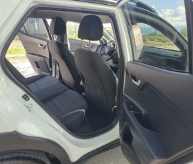 Kia Stonic  TOP 120kc.T- GDI - NAVI- CARPLAY-WAZE, снимка 8