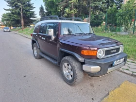 Обява за продажба на Toyota Fj cruiser 4.0 i V6 Automatic ~33 900 лв. - изображение 1