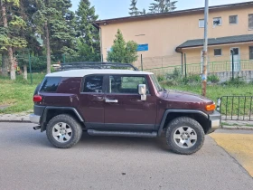 Обява за продажба на Toyota Fj cruiser 4.0 i V6 Automatic ~33 900 лв. - изображение 1
