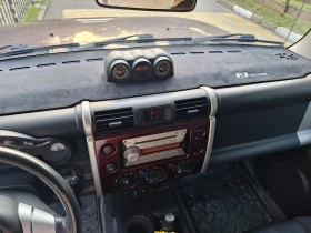 Обява за продажба на Toyota Fj cruiser 4.0 i V6 Automatic ~33 900 лв. - изображение 9