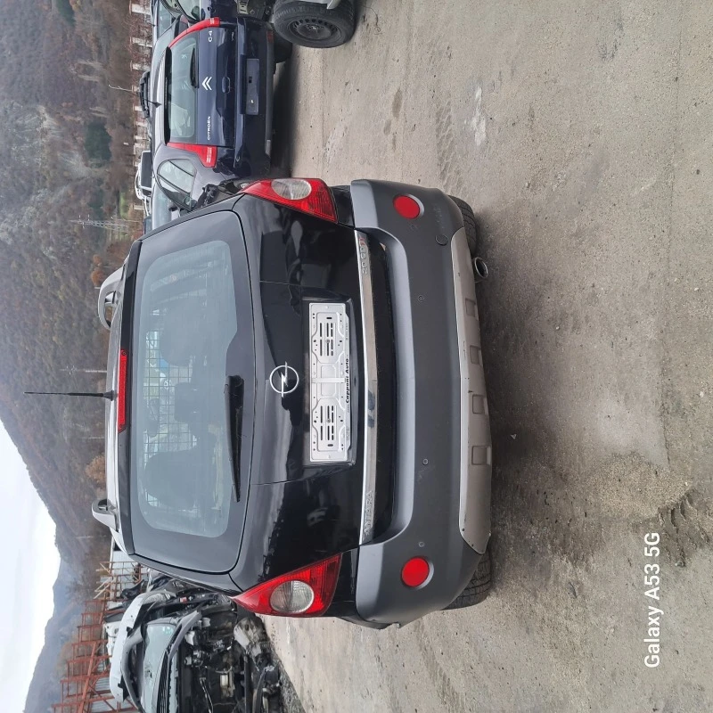 Opel Antara 2.0crdi, снимка 5 - Автомобили и джипове - 46717259