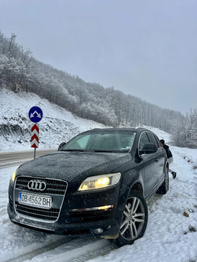 Audi Q7 3.0 TDI S- LINE, снимка 1 - Автомобили и джипове - 48668205