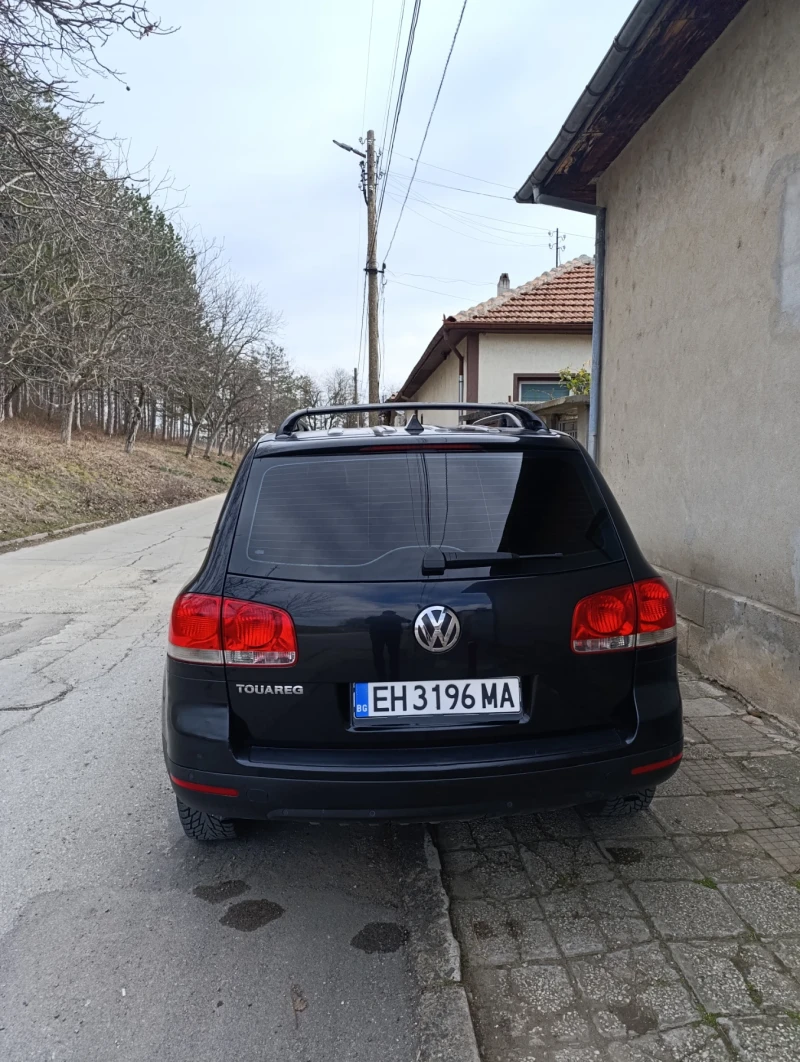 VW Touareg Джип , снимка 5 - Автомобили и джипове - 48894000