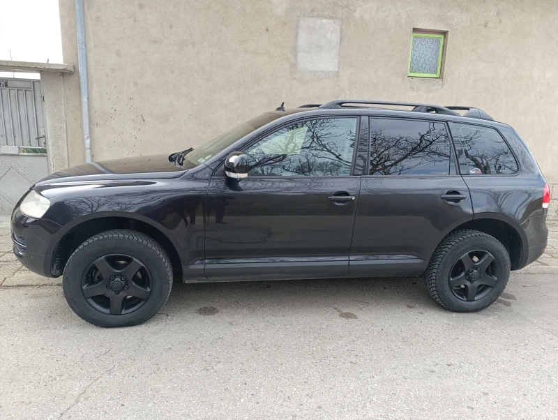 VW Touareg Джип , снимка 3 - Автомобили и джипове - 48894000