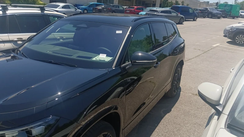 VW Tayron 265hp 2.0TSI R line Massage, снимка 4 - Автомобили и джипове - 52356238