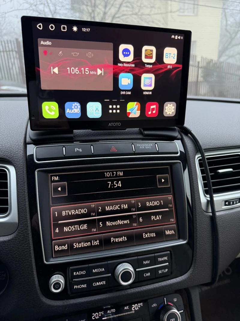 VW Touareg VW Touareg 3.0 TDI V6 4x4 Air / Navi / Xenon / Lea, снимка 17 - Автомобили и джипове - 52529437