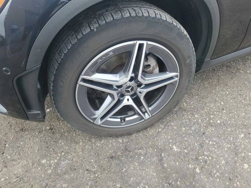 Mercedes-Benz GLC 300 2022 4MATIC SUV * CARFAX * БЕЗ ПЪРВОНАЧАЛНА ВНОСК, снимка 6 - Автомобили и джипове - 52684538