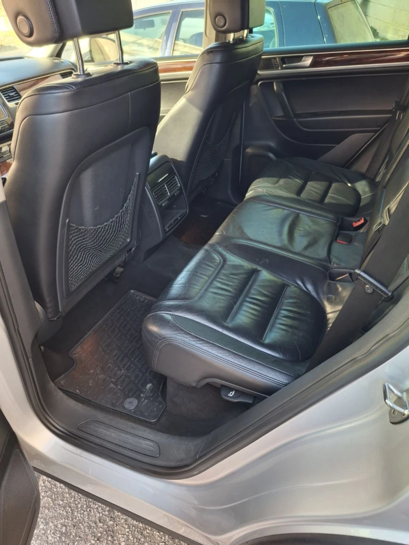VW Touareg, снимка 4 - Автомобили и джипове - 53572844
