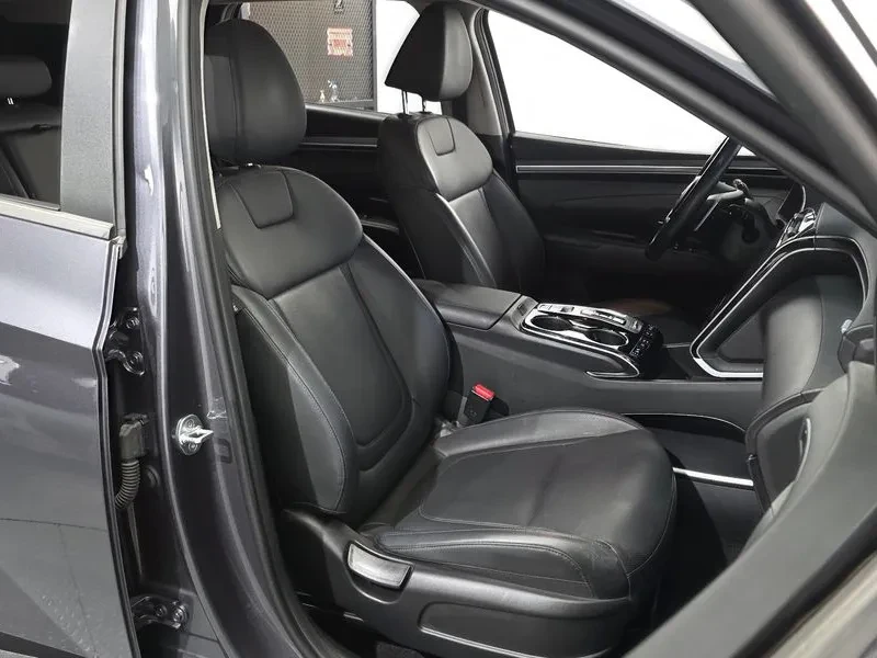 Hyundai Tucson, снимка 12 - Автомобили и джипове - 54830166