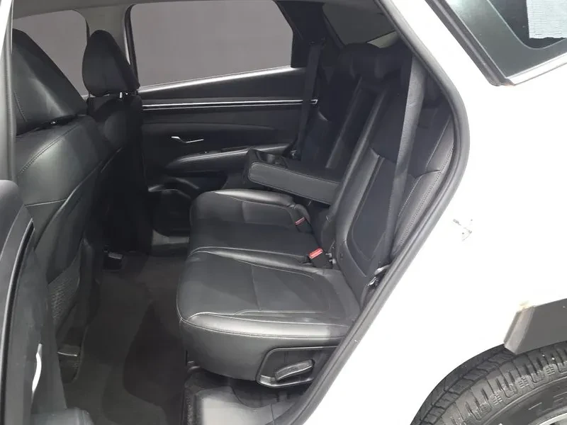 Hyundai Tucson 2.0 2WD MODERN, снимка 12 - Автомобили и джипове - 56293119