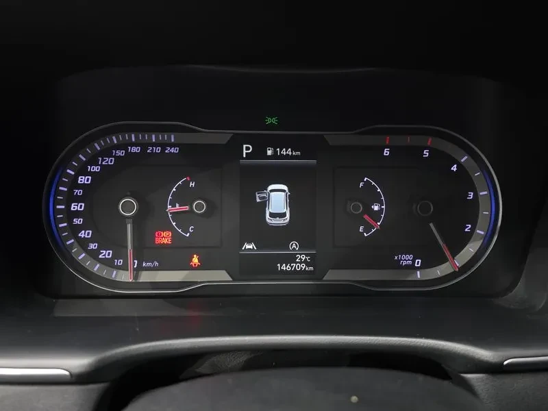 Hyundai Tucson 2.0 2WD MODERN, снимка 8 - Автомобили и джипове - 56293119