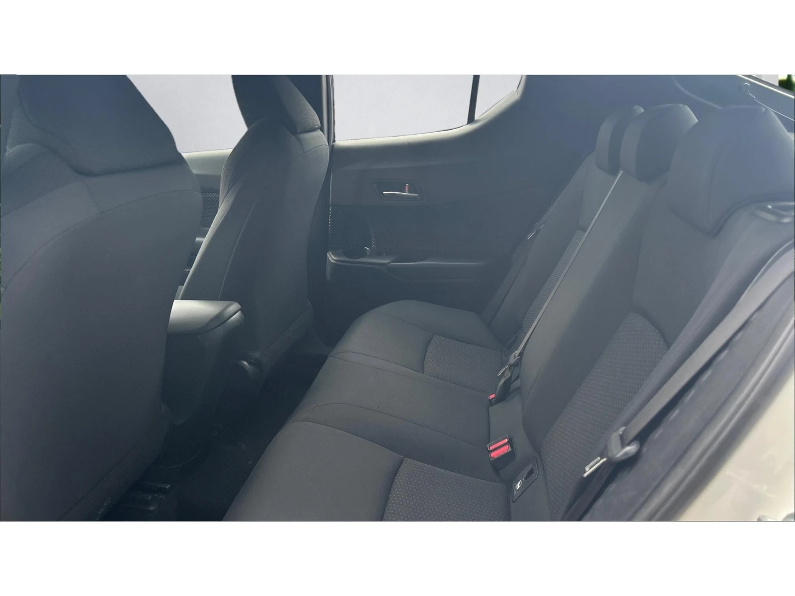 Toyota C-HR 10  !,    433 . | Mobile.bg   11