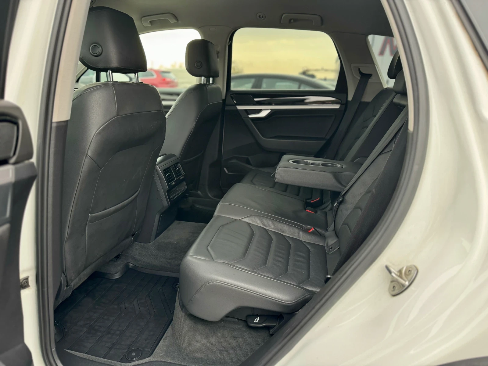 VW Touareg 3.0TDI 4-motion - изображение 10