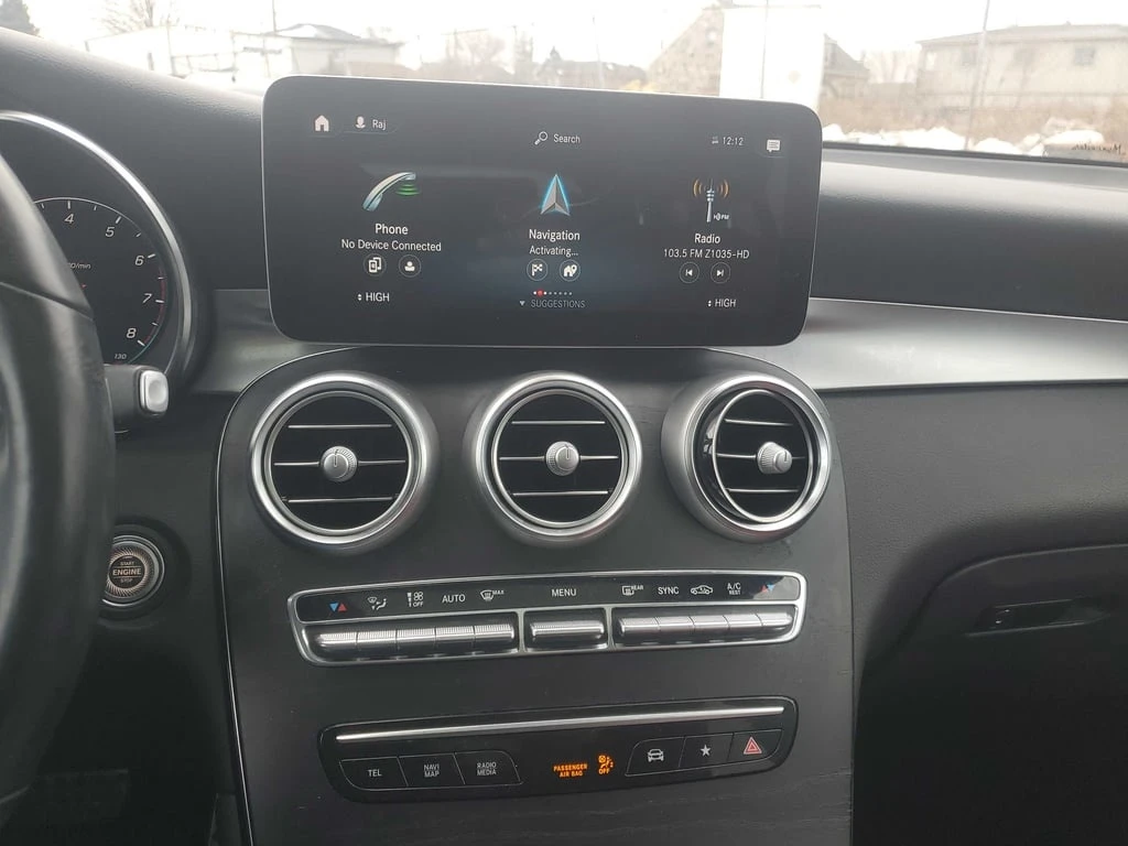 Mercedes-Benz GLC 300 2022 4MATIC SUV * CARFAX * БЕЗ ПЪРВОНАЧАЛНА ВНОСК - изображение 9