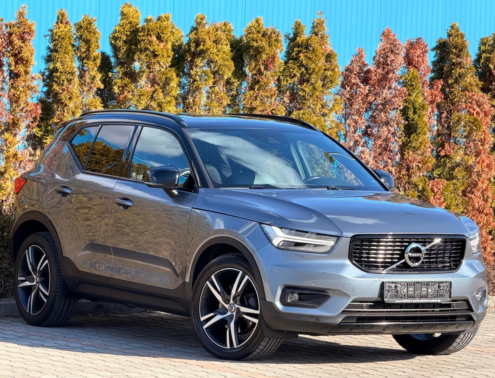 Volvo XC40 2.0T5-R-DESIGN-��������-����-HARMAN/KARDON-161X.KM | Mobile.bg � ����������� 6