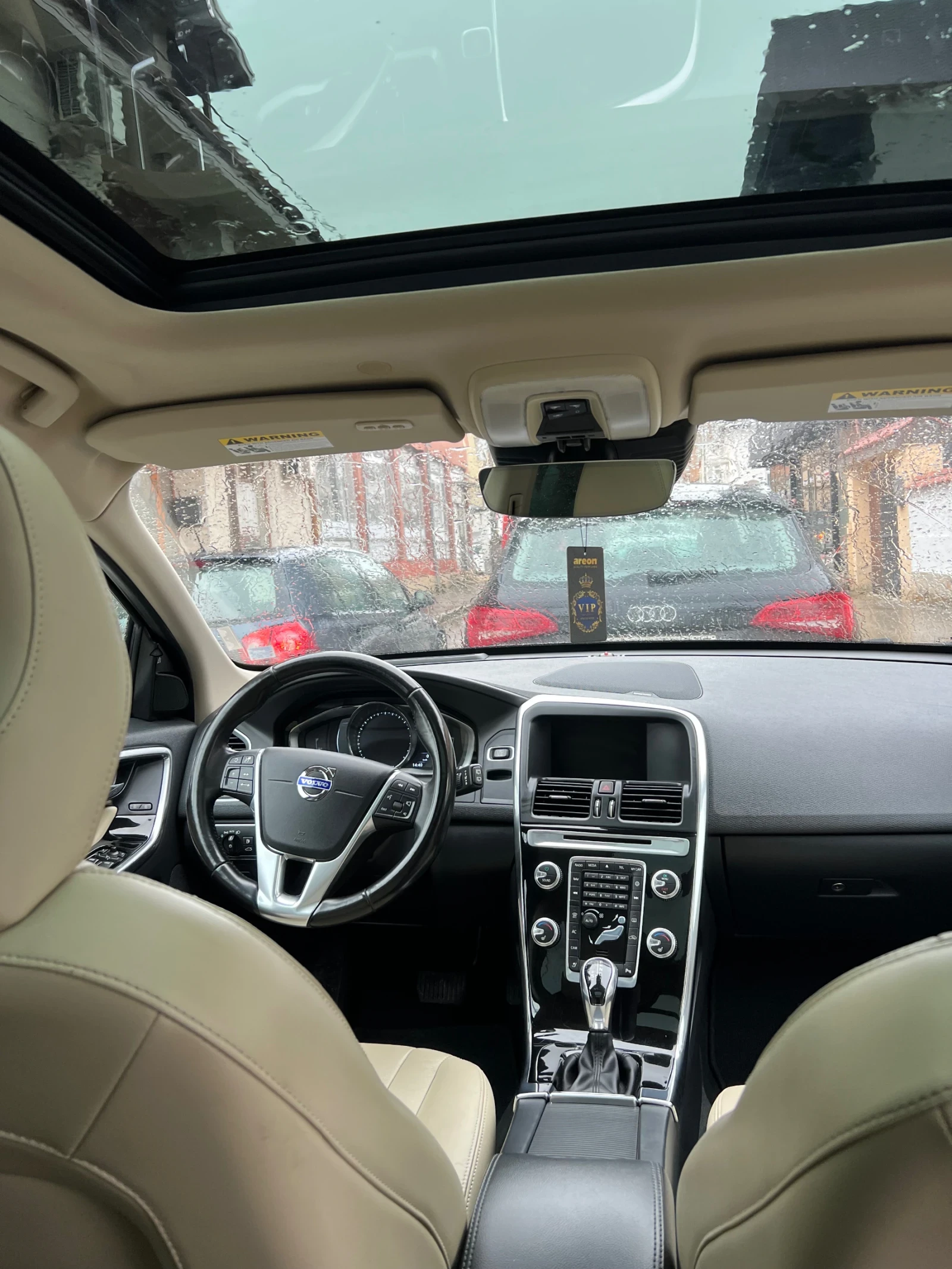 Volvo XC60 Volvo XC60 Drive E Platinum , снимка 8 - Автомобили и джипове - 53756039