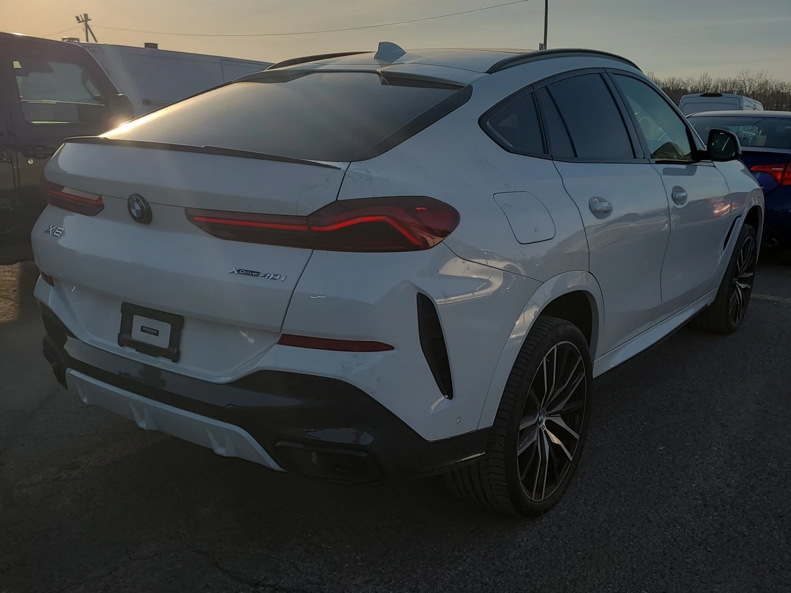 BMW X6 xDrive40i* M-PACK* LASER* OBDUHVANE* , снимка 4 - Автомобили и джипове - 53784276