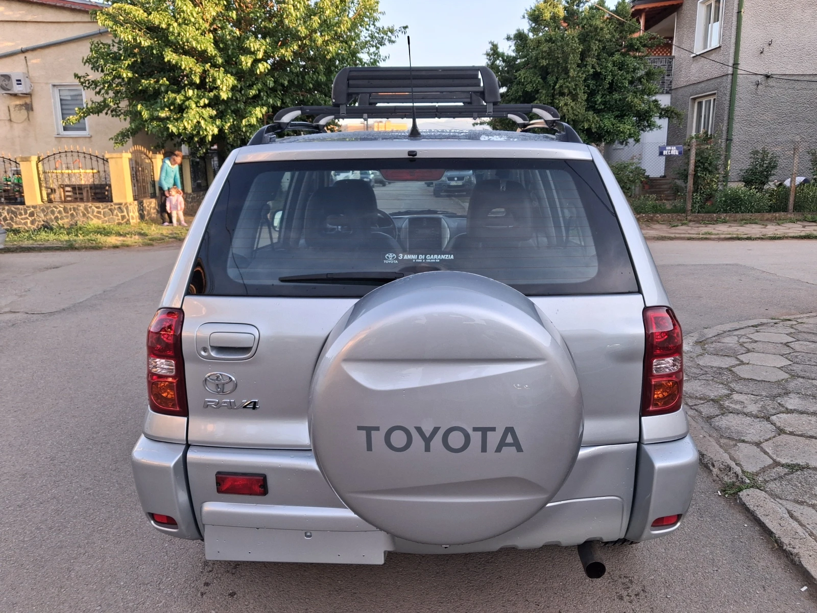 Toyota Rav4 Бензин-Газ TOP FUL, снимка 4 - Автомобили и джипове - 54714951