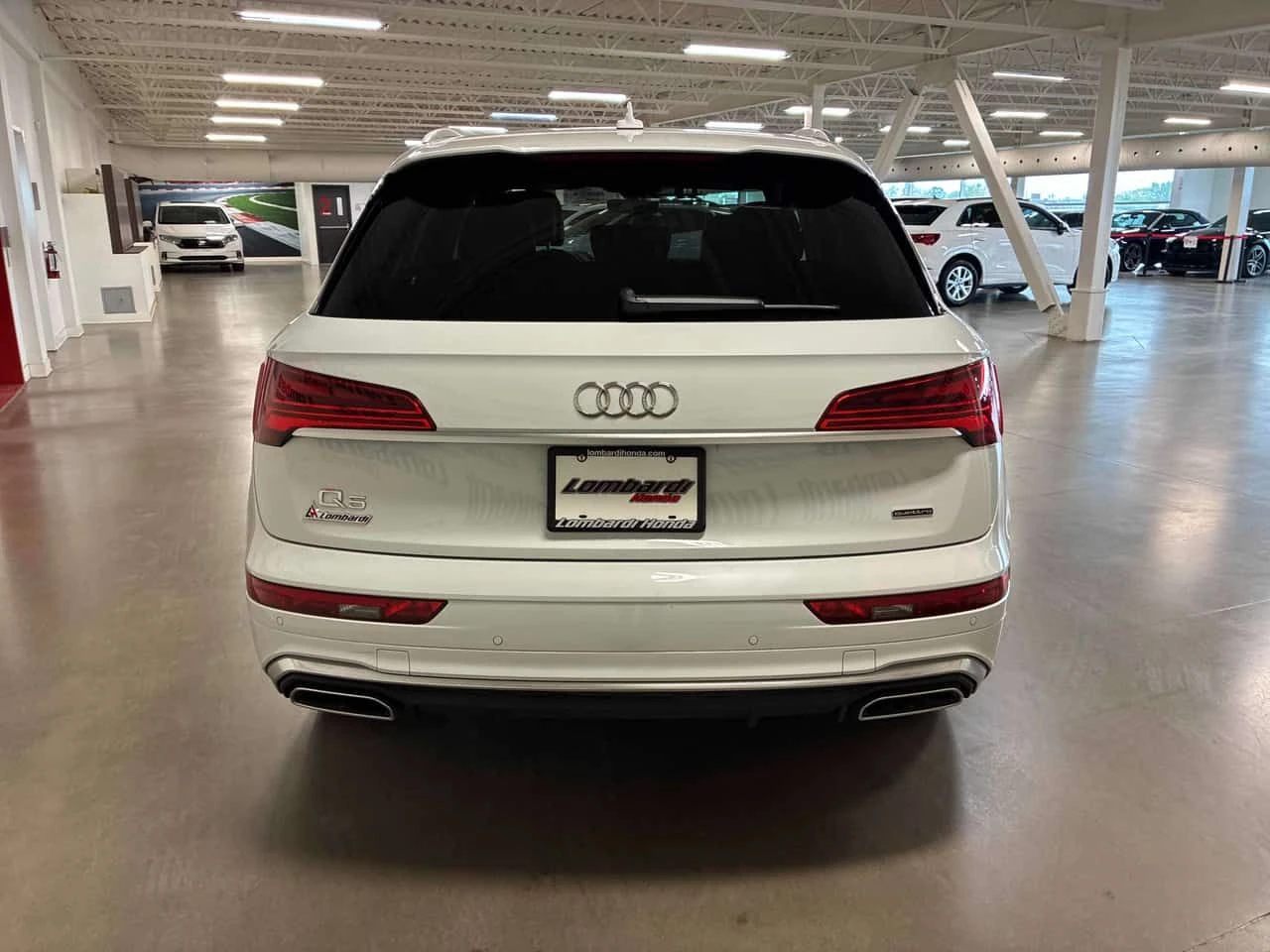 Audi Q5  Progressiv / LED / DISTRONIC / АВТОКРЕДИТ  , снимка 4 - Автомобили и джипове - 54961072