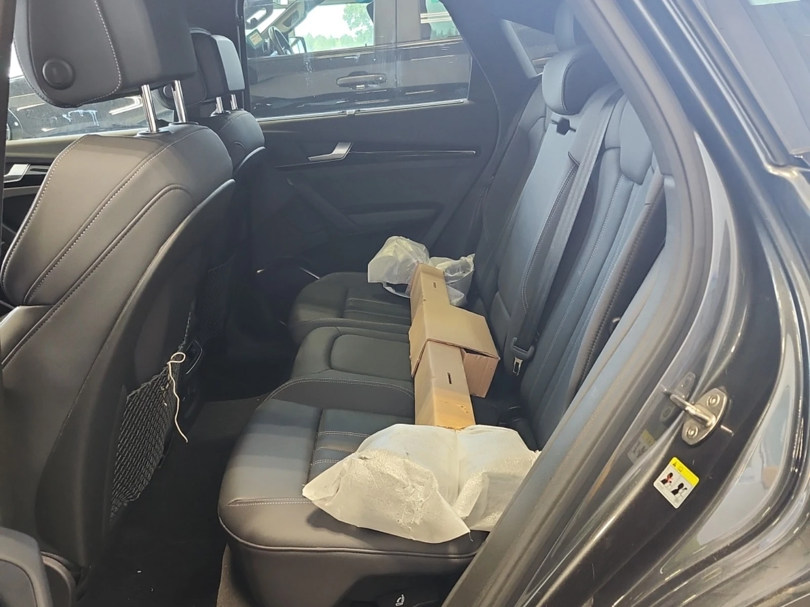 Audi Q5  PROGRESSIV / ДИСТРОНИК / АВТОКРЕДИТ , снимка 13 - Автомобили и джипове - 55898185