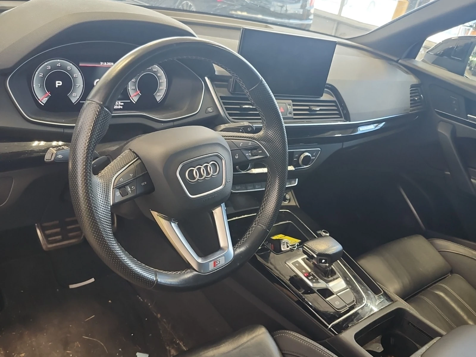 Audi Q5  PROGRESSIV / ДИСТРОНИК / АВТОКРЕДИТ , снимка 10 - Автомобили и джипове - 55898185