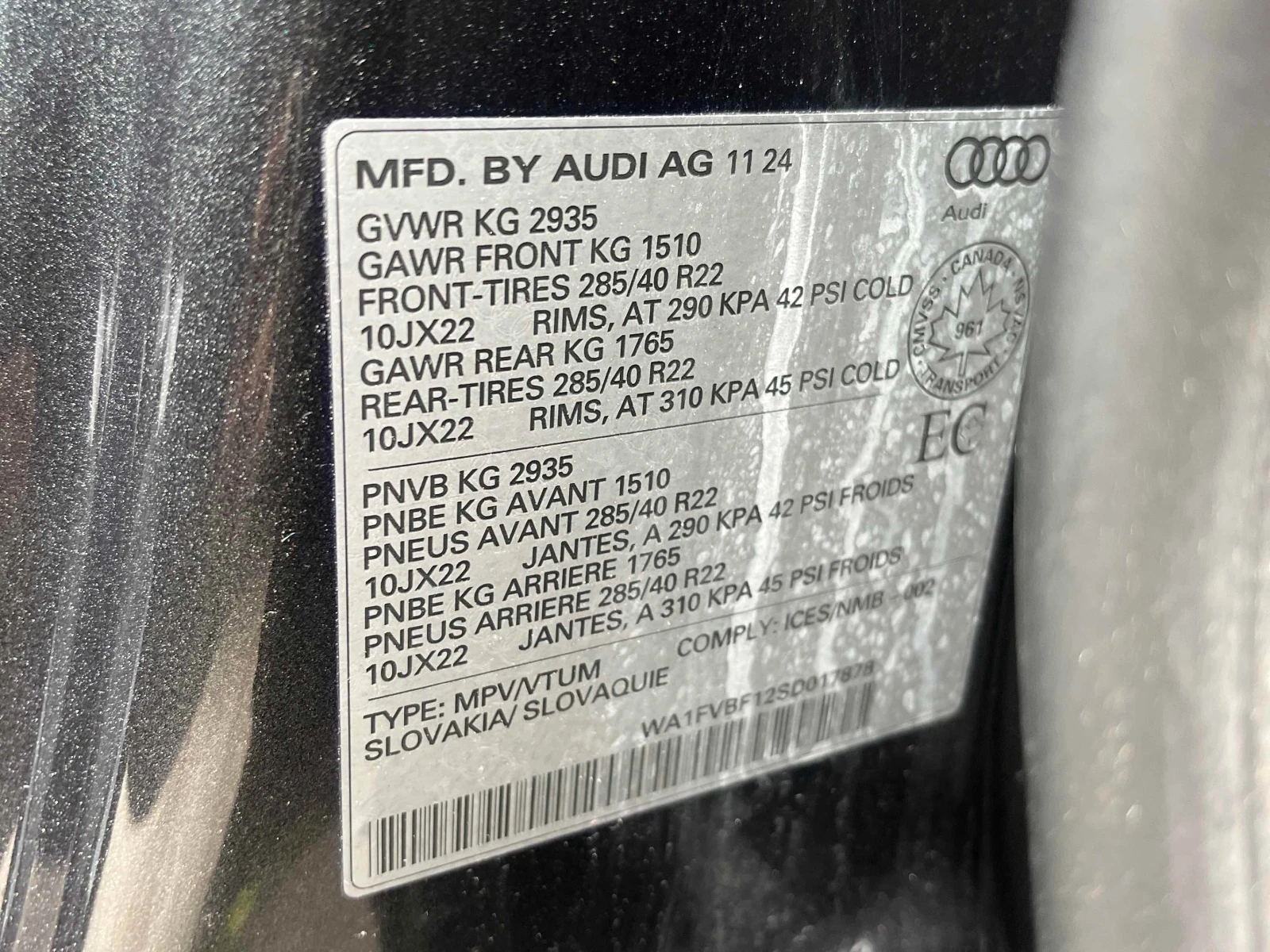 Audi Q8 * Technik * ADAPTIVE CRUISE ASSIST* , снимка 11 - Автомобили и джипове - 56130673