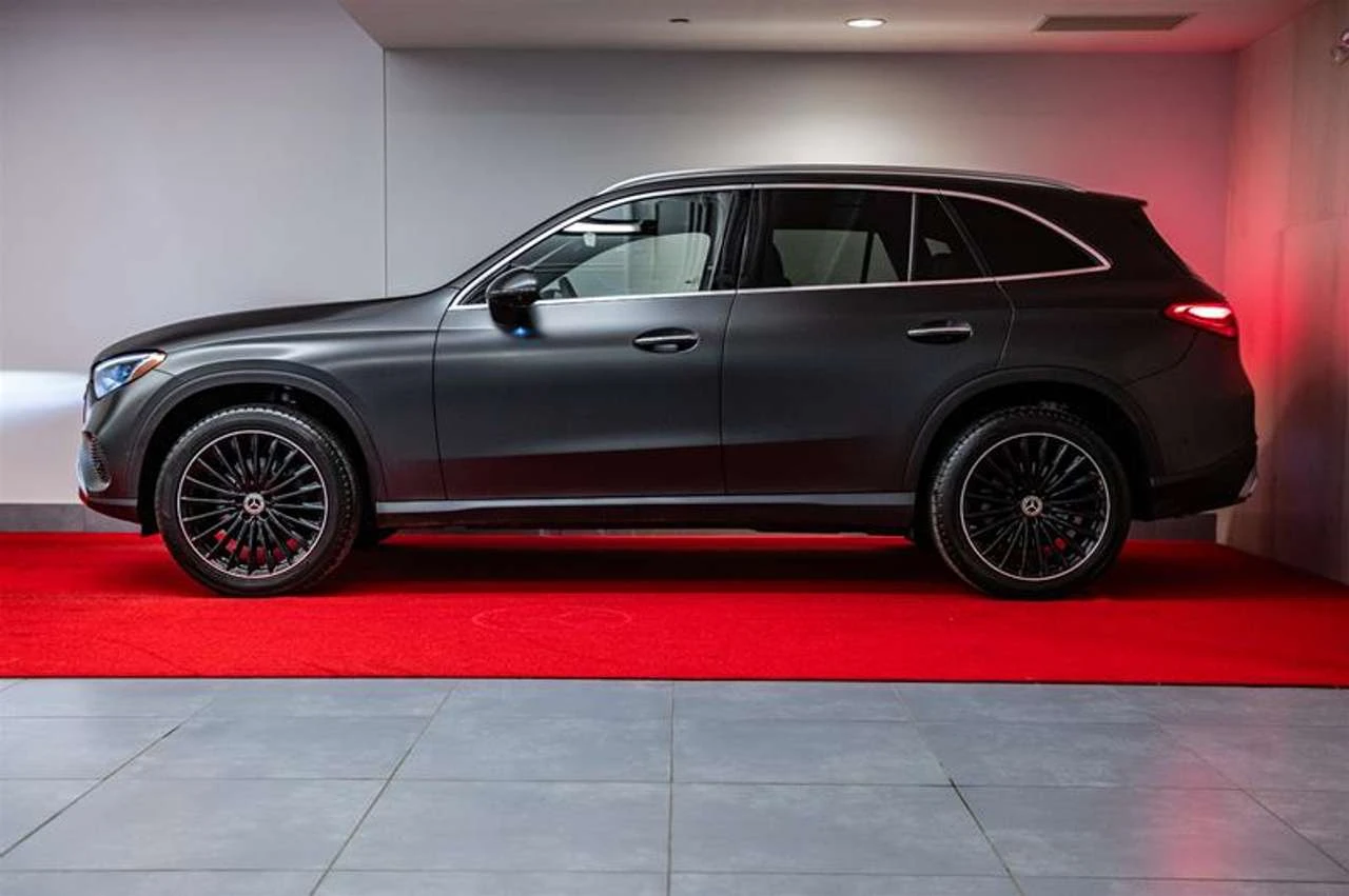 Mercedes-Benz GLC 4MATIC SUV, снимка 4 - Автомобили и джипове - 56705220