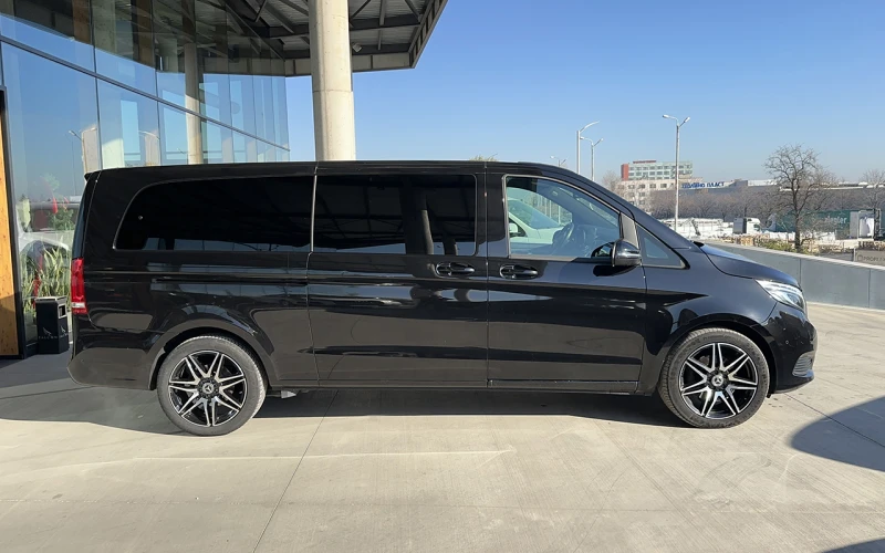 Mercedes-Benz V 250 d 4MATIC Extralong, снимка 3 - Бусове и автобуси - 52830346
